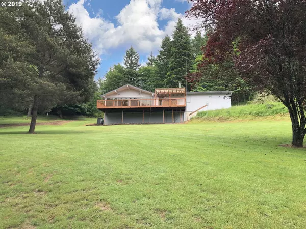 16552 S STONE HILL DR, Molalla, OR 97038