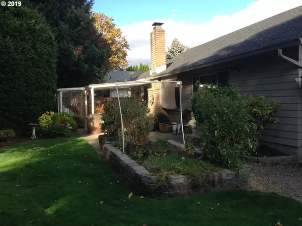 Eugene, OR 97404,1111 RISDEN PL