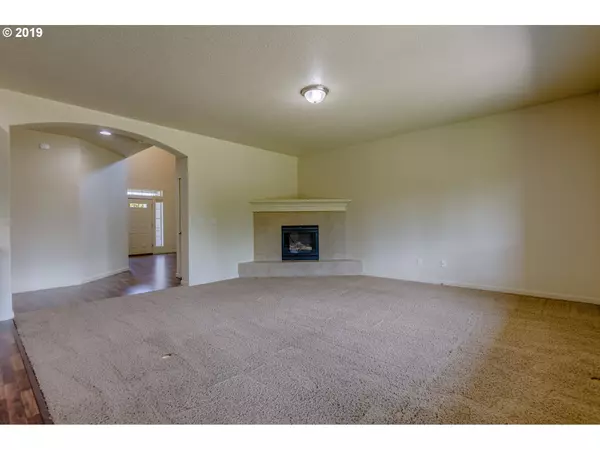 Ridgefield, WA 98642,526 N 39TH PL