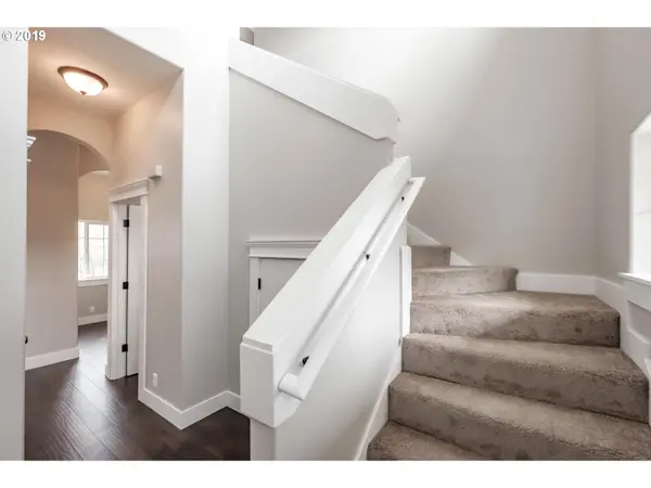 848 JACKIES LN, Eugene, OR 97404