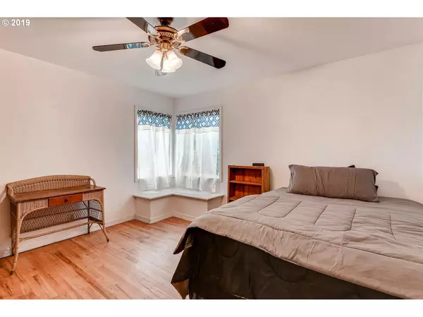 Portland, OR 97266,4008 SE 114TH AVE