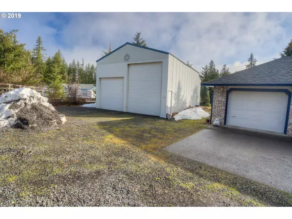 Carson, WA 98610,82 MEADOW CREST RD