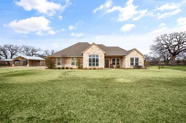 1526 N Fm 200, Rainbow, TX 76077