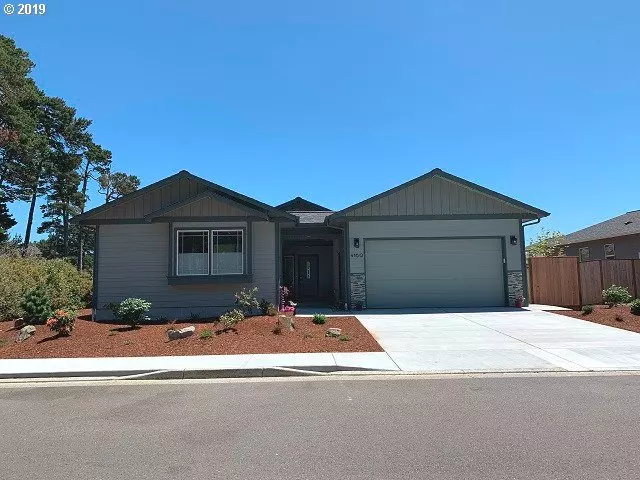 4160 NANDINA DR, Florence, OR 97439