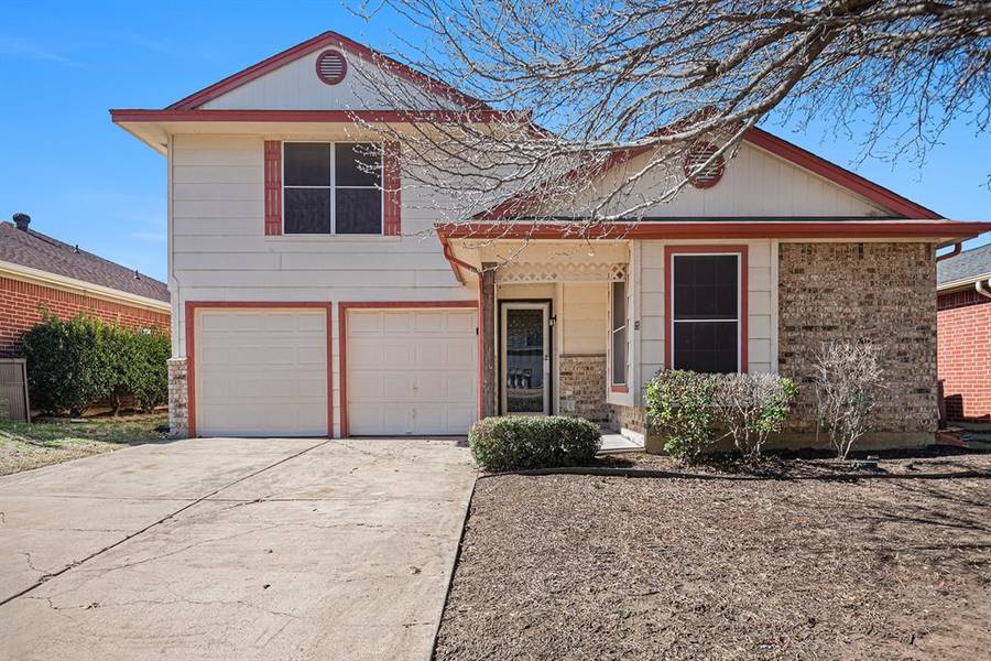 616 Hollyberry Drive, Mansfield, TX 76063