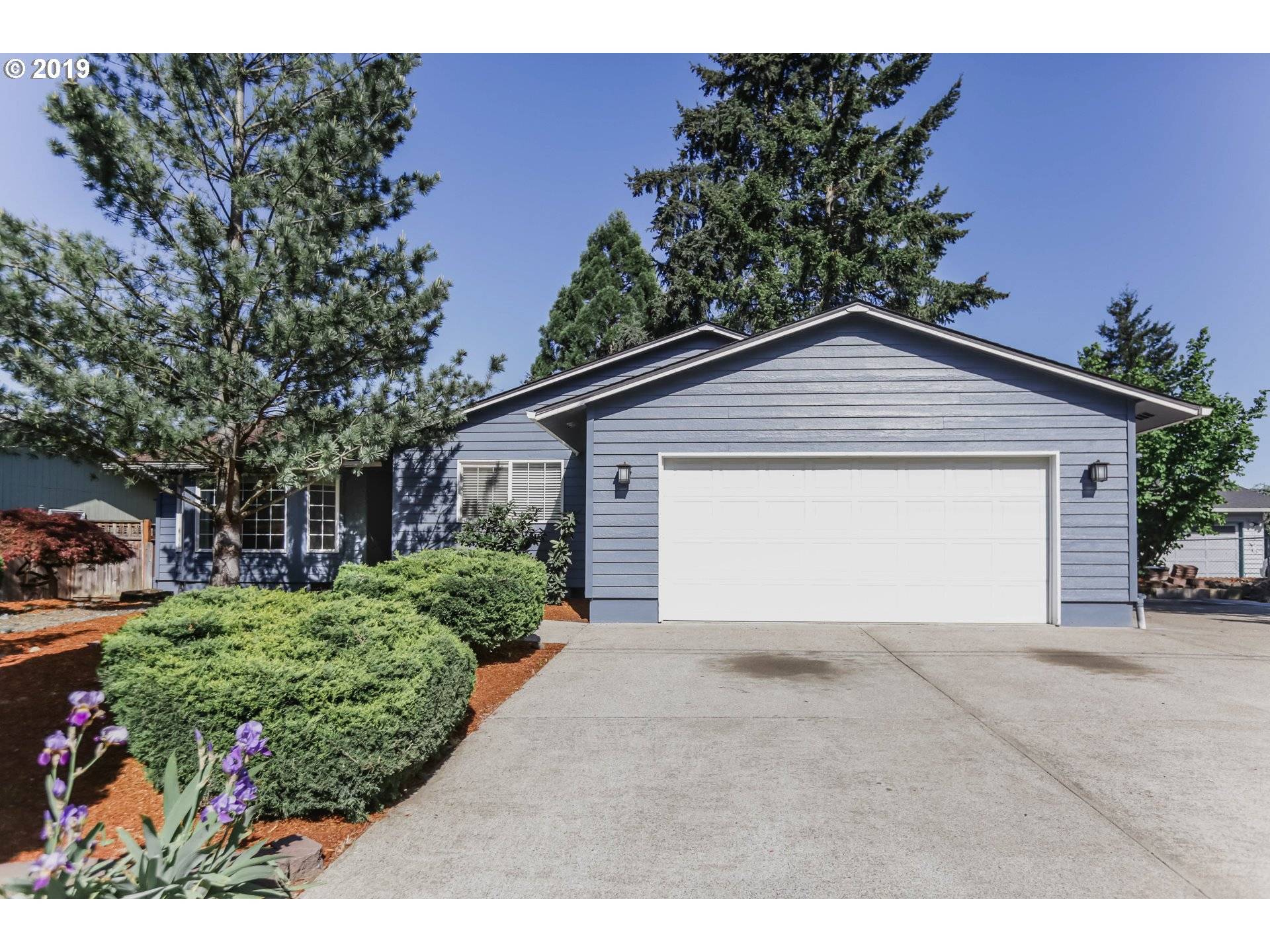 1453 NW TROOST ST, Roseburg, OR 97471