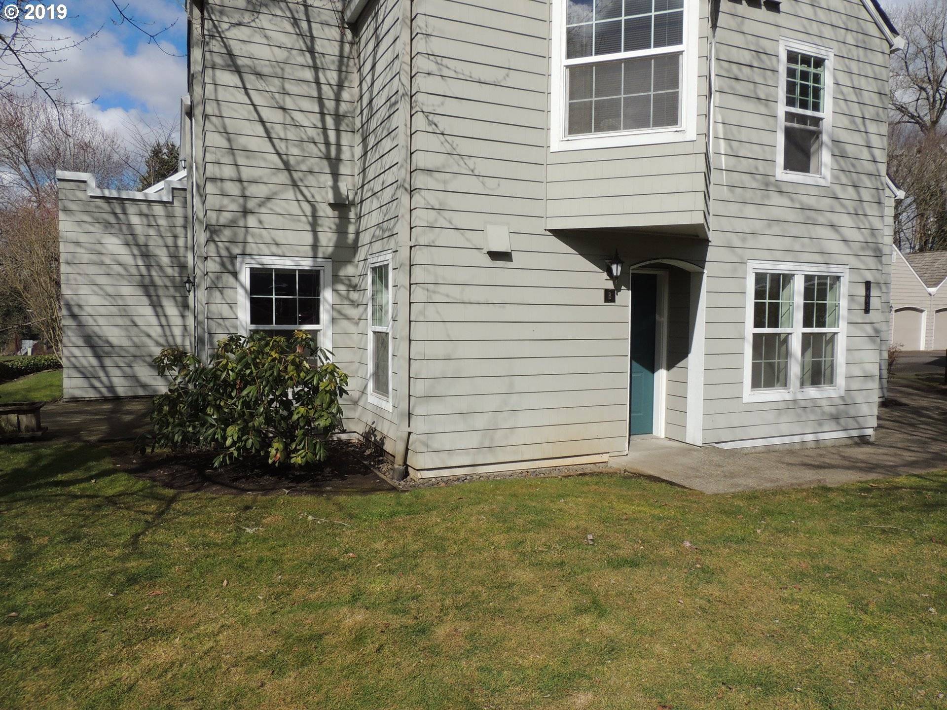8445 SW CURRY DR #B, Wilsonville, OR 97070