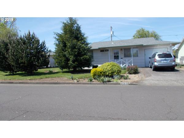 989 DELLMOOR WAY, Woodburn, OR 97071