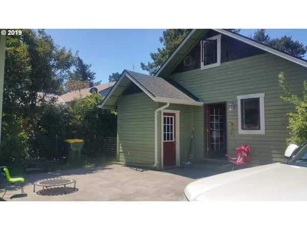 Florence, OR 97439,370 JUNIPER ST