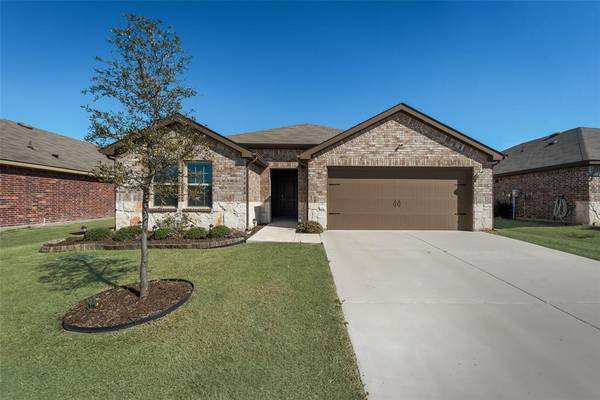 912 Silver Maple Lane, Royse City, TX 75189