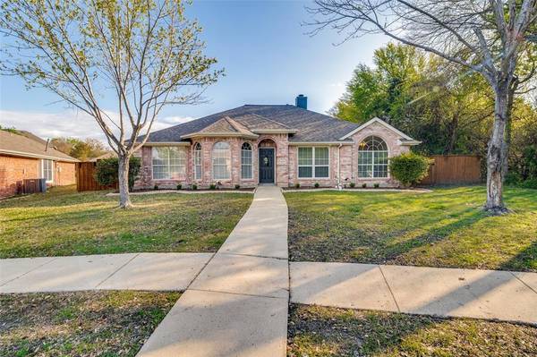 4217 Poppy Hill Court, Rowlett, TX 75088