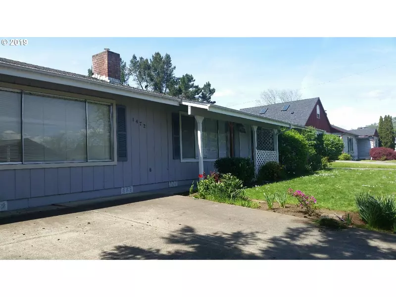 1472 NW CHERRY DR, Roseburg, OR 97471