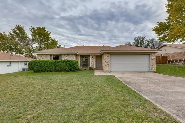 Benbrook, TX 76126,1504 Briar Run