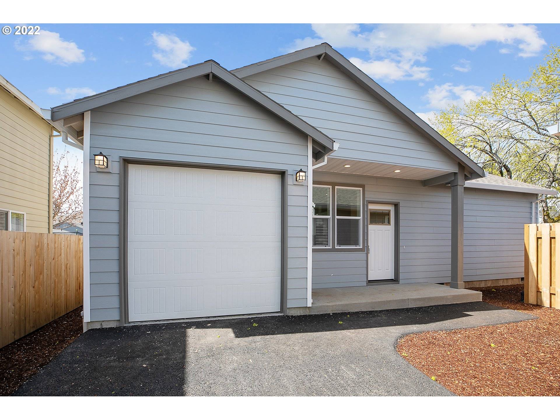 31 NE 143RD AVE #B, Portland, OR 97230