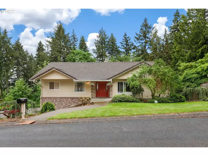 2424 PARK HILL DR, Longview, WA 98632