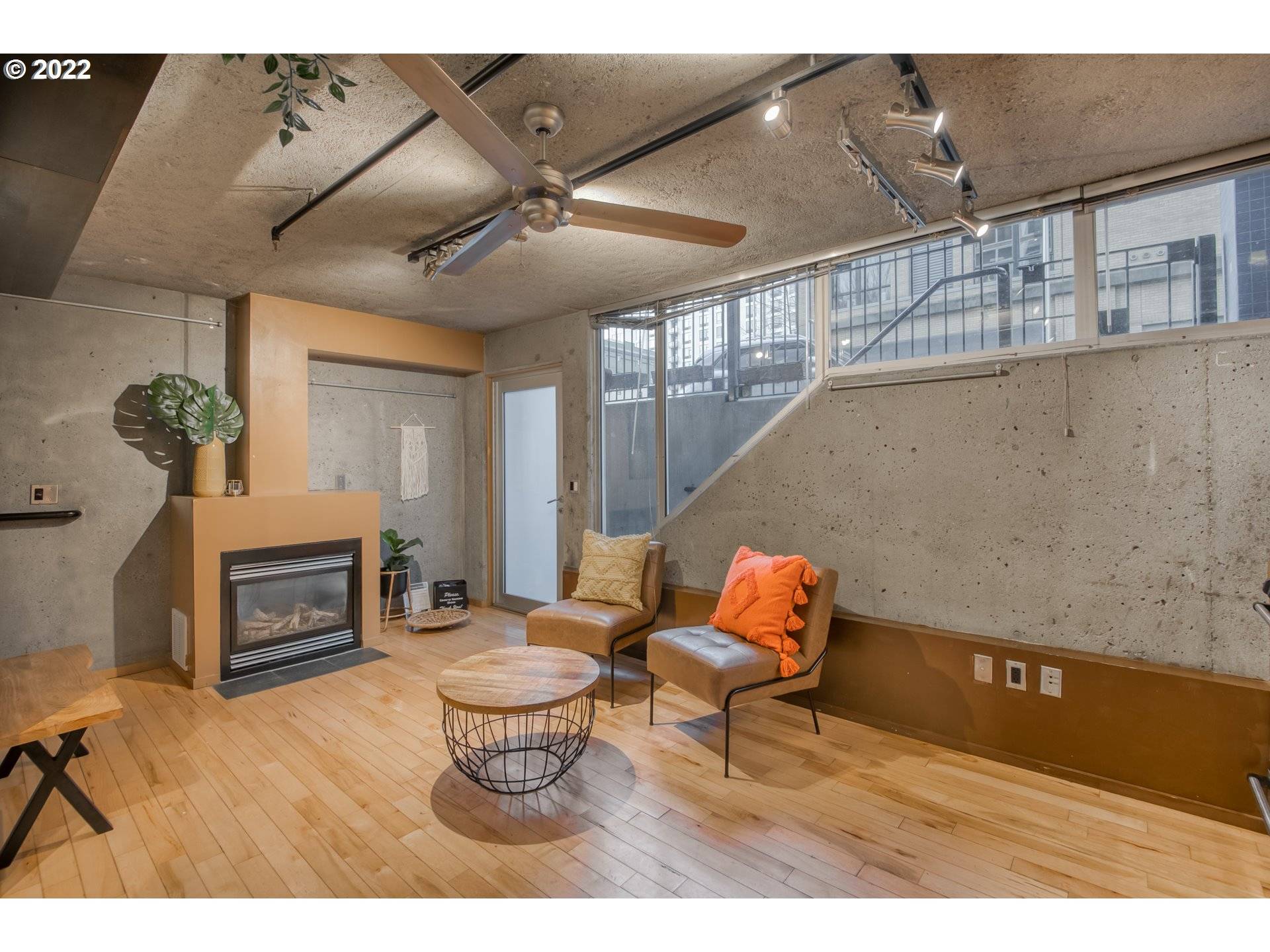 Portland, OR 97201,1410 SW 11TH AVE #L03