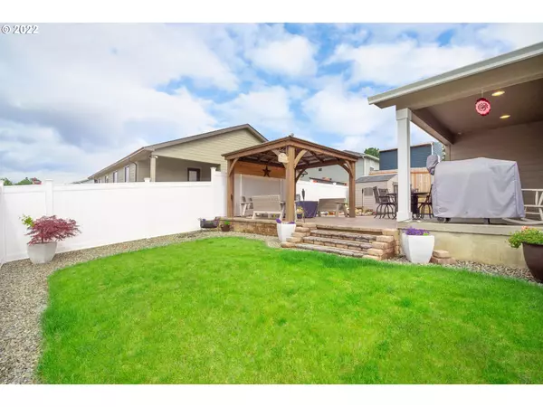 Winston, OR 97496,631 SE ROSE RIDGE DR