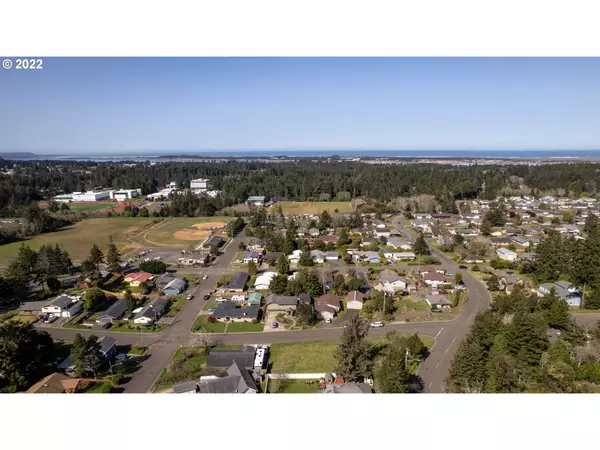 North Bend, OR 97459,0 Ash ST #5100