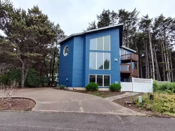 Depoe Bay, OR 97341,410 SW PINE CT