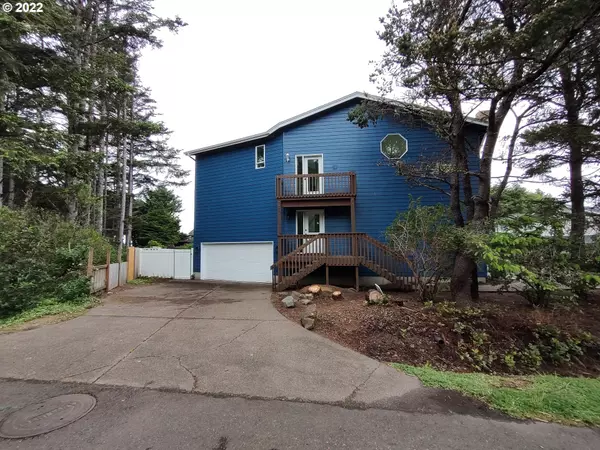 Depoe Bay, OR 97341,410 SW PINE CT