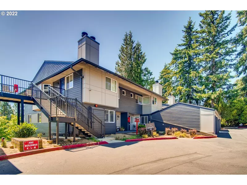 6208 NE 17TH AVE #103, Vancouver, WA 98665