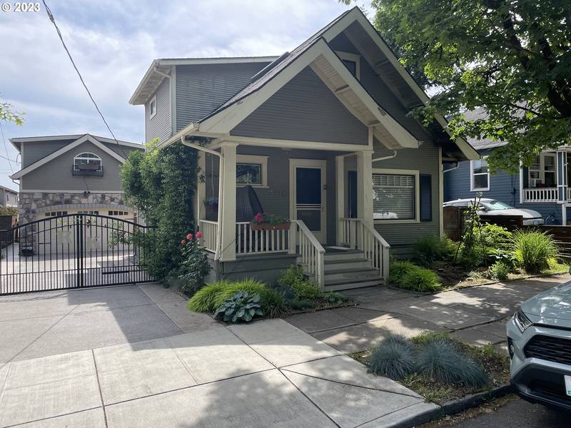 5816 S CORBETT AVE, Portland, OR 97239