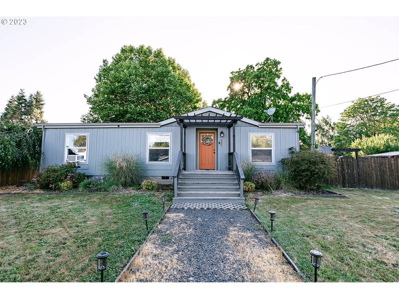 485 E 2ND ST, Halsey, OR 97348