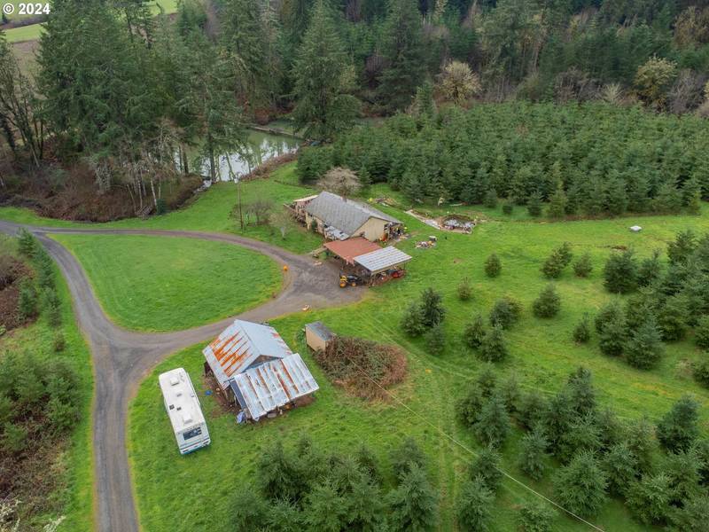 25875 BUTLER RD, Junction City, OR 97448