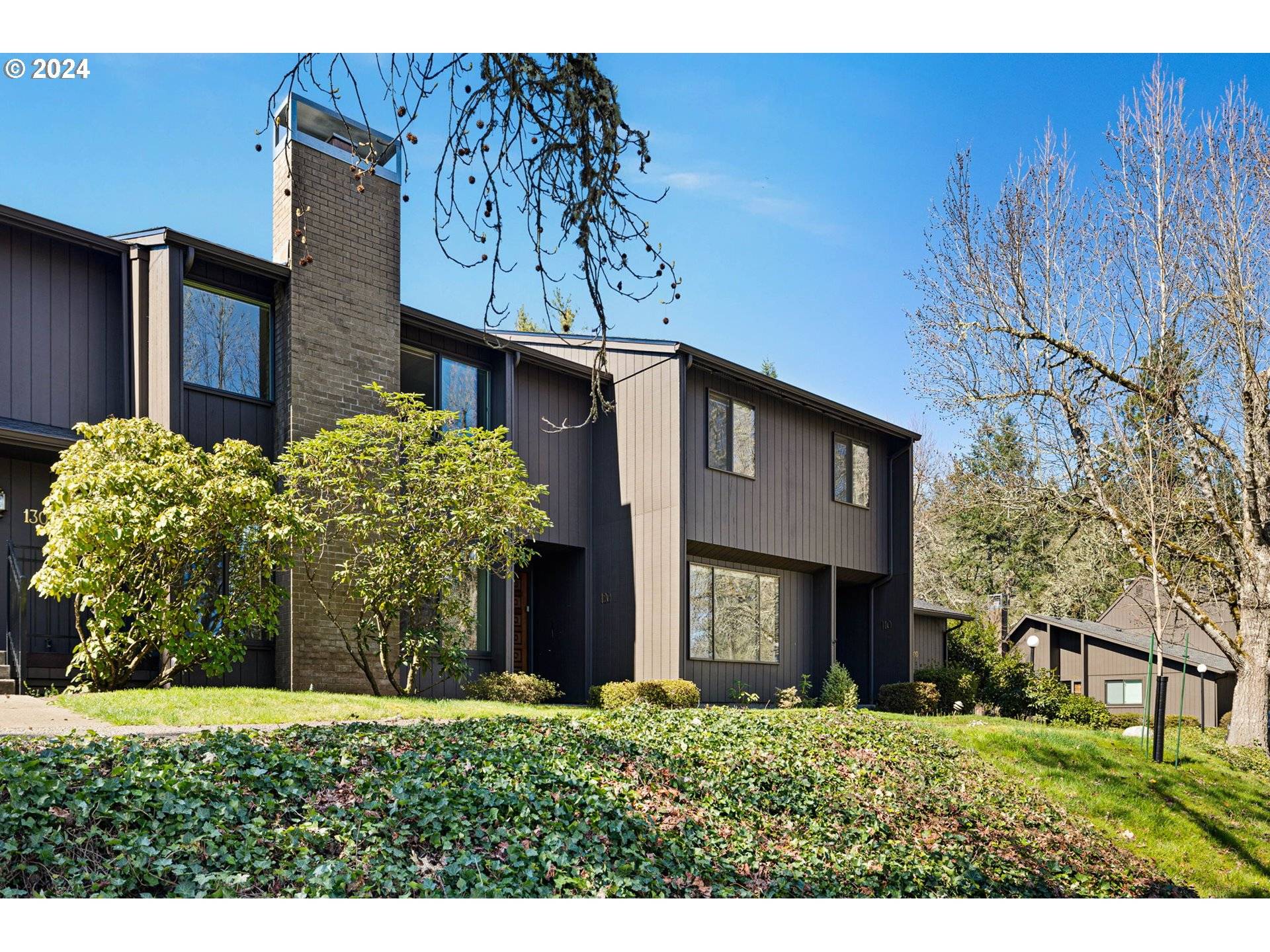 Eugene, OR 97405,110 WESTBROOK WAY