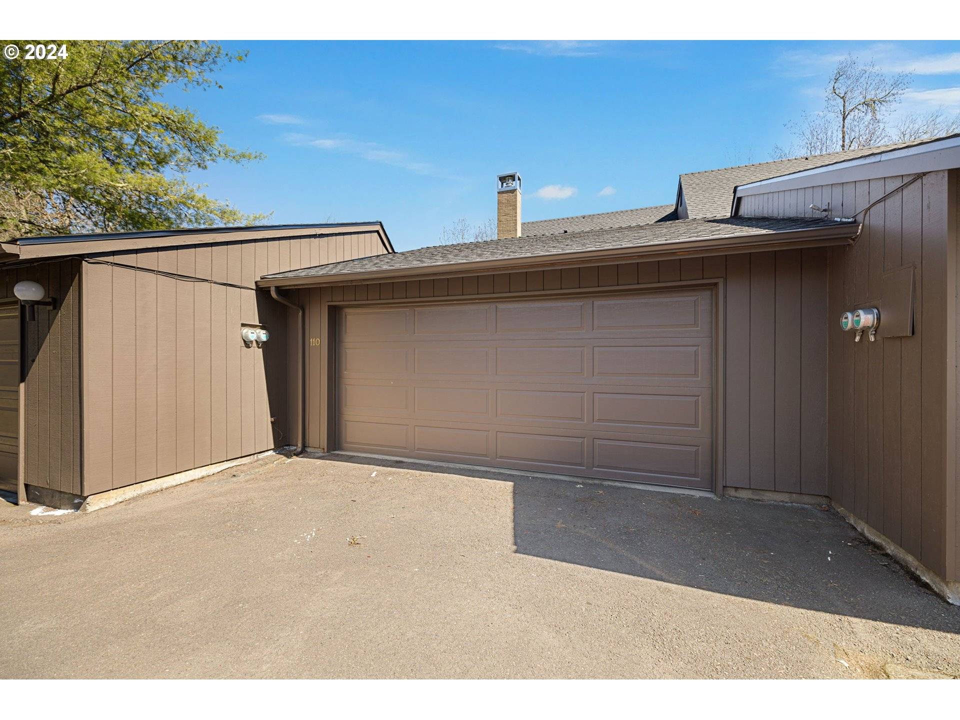 Eugene, OR 97405,110 WESTBROOK WAY