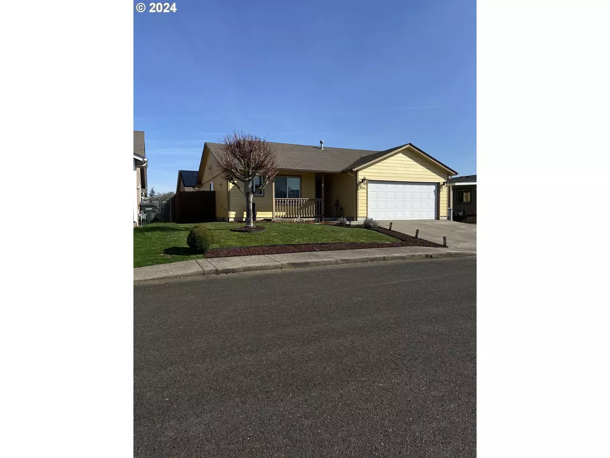 Salem, OR 97317,1036 MOLOKAI ST SE