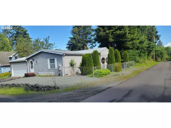 241 S JUNIPER ST, Rockaway Beach, OR 97136