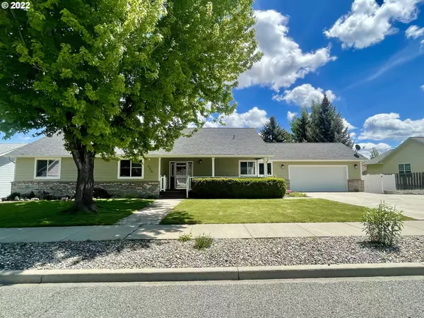 Baker City, OR 97814,950 ELKHORN DR