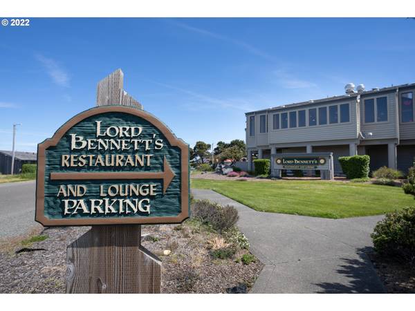 Bandon, OR 97411,1695 BEACH LOOP DR