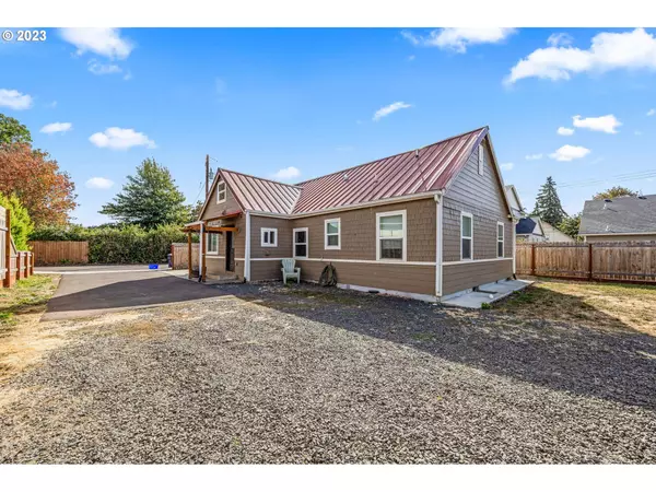 Creswell, OR 97426,438 HILLEGAS AVE