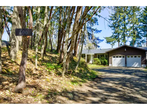 Roseburg, OR 97471,600 GARDEN GROVE DR