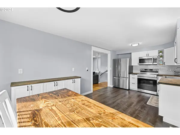 Portland, OR 97233,1014 SE 142ND AVE