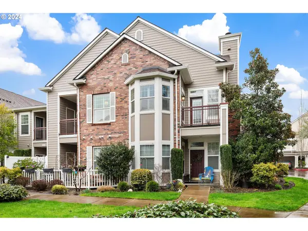 1231 NE HORIZON LOOP #210, Hillsboro, OR 97124