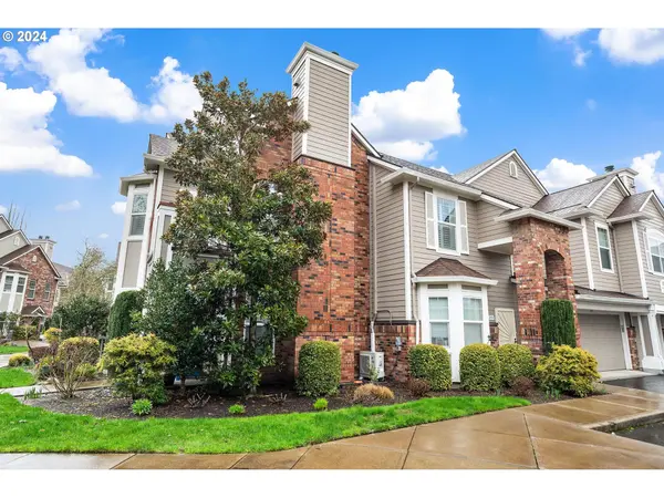 1231 NE HORIZON LOOP #210, Hillsboro, OR 97124