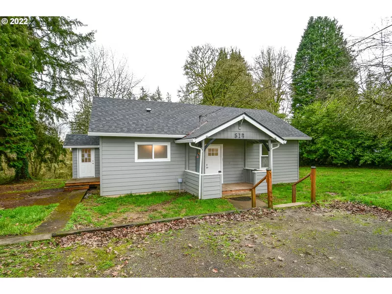 514 E 5TH ST, La Center, WA 98629