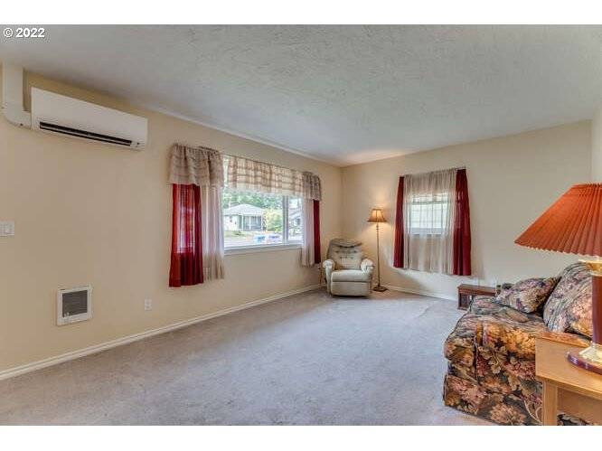 Portland, OR 97220,11521 NE FARGO ST