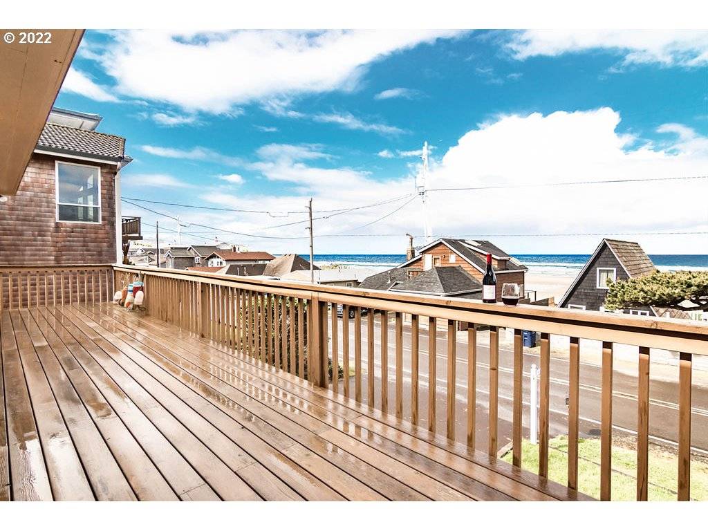 Lincoln City, OR 97367,6444 NE LOGAN RD