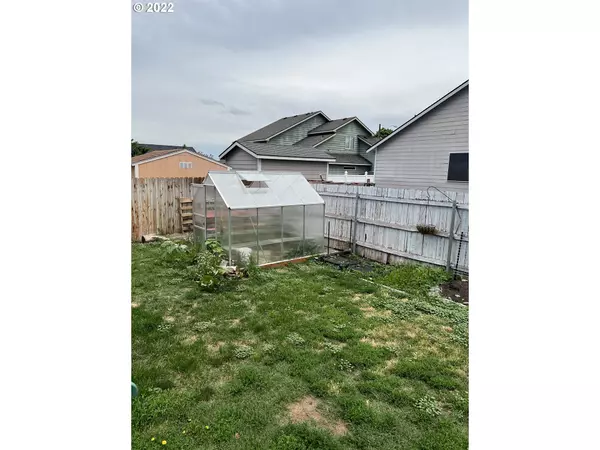 Hermiston, OR 97838,200 NE 11TH ST