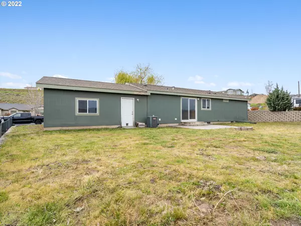 Pendleton, OR 97801,3097 SW RIVER VIEW DR