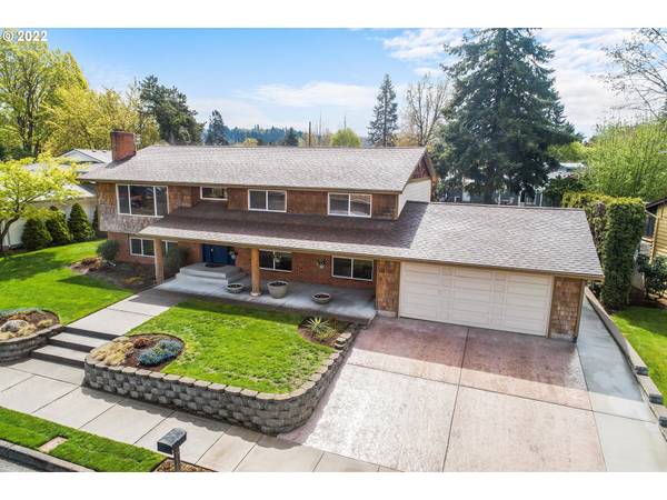 804 NW BELLA VISTA PL, Gresham, OR 97030