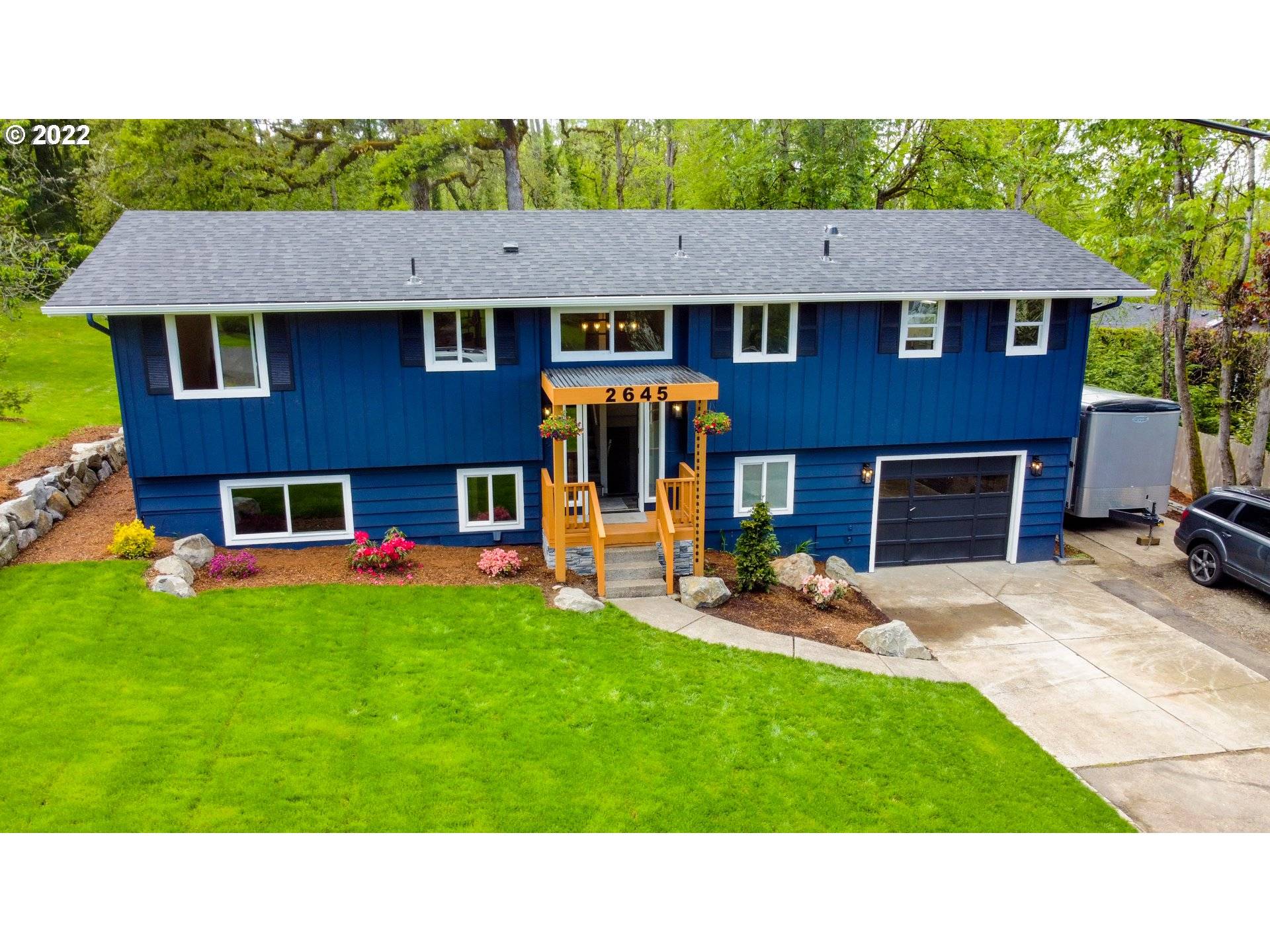 West Linn, OR 97068,2645 ROBINWOOD WAY