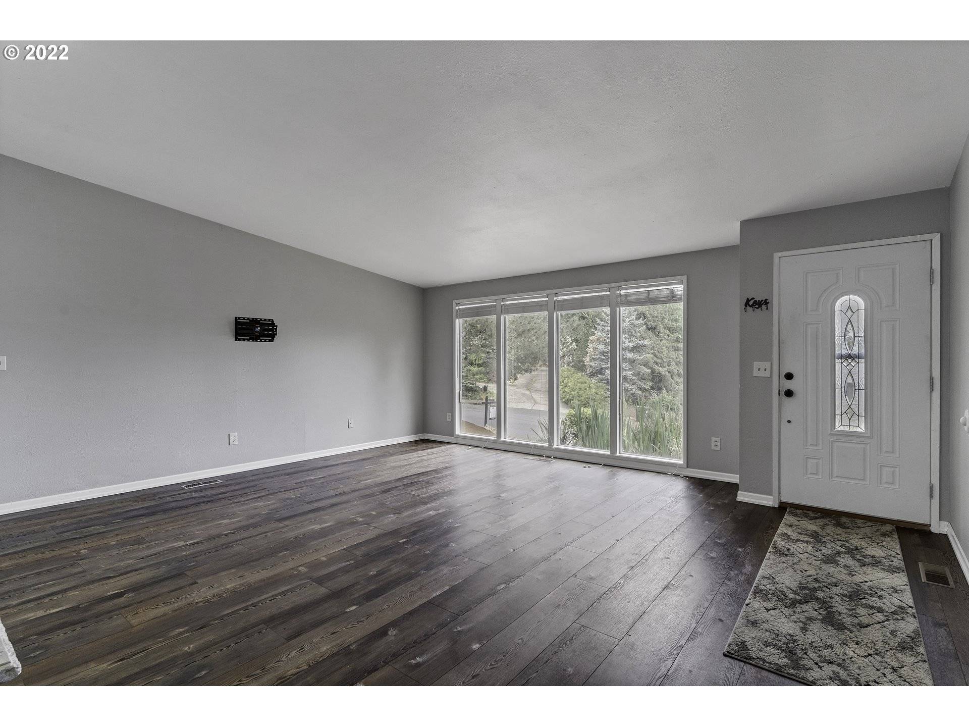 Salem, OR 97304,1020 NW WINDEMERE DR