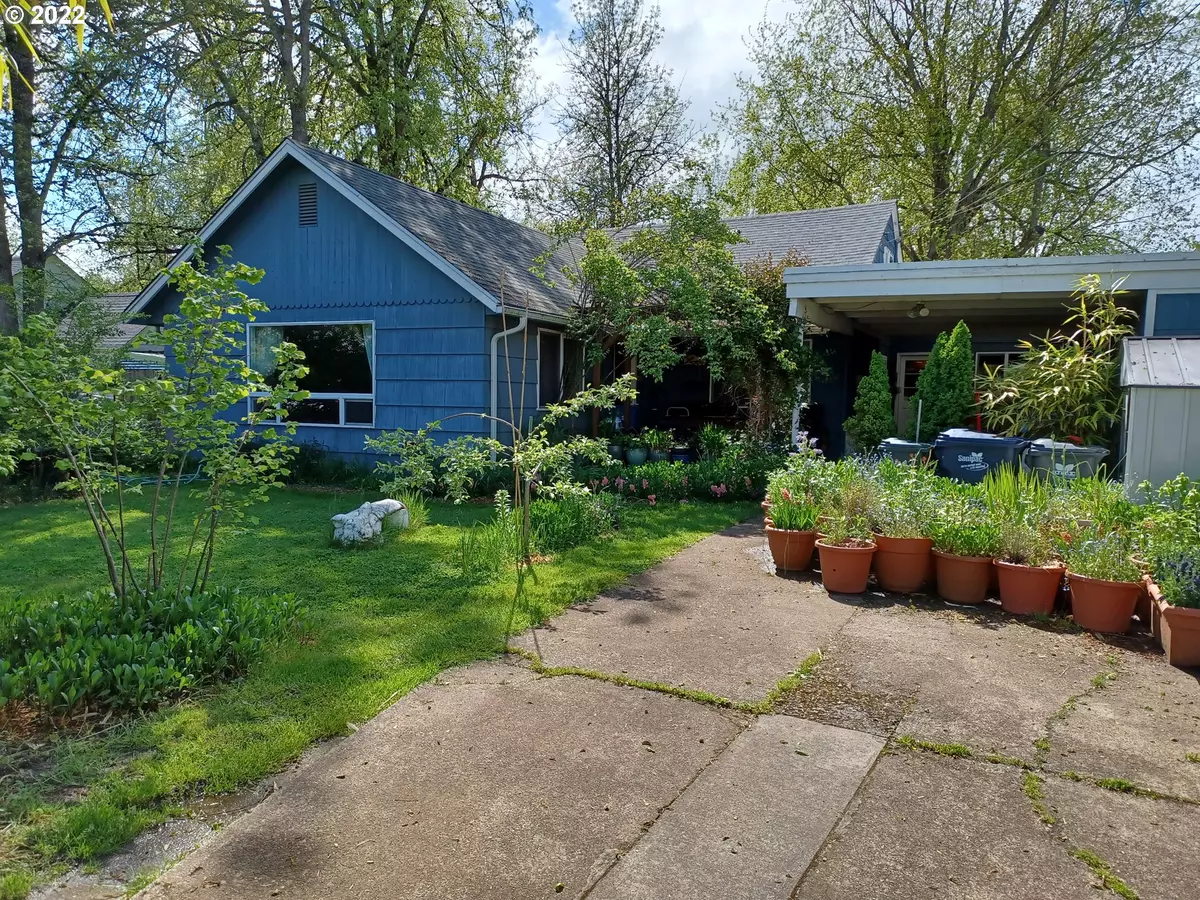 Eugene, OR 97405,1890 GRANT ST