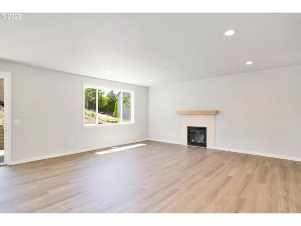 Gresham, OR 97080,1318 SW 22ND TER