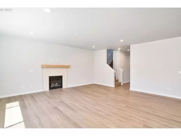 Gresham, OR 97080,1318 SW 22ND TER